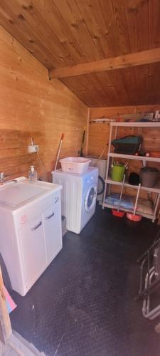 Φωτογραφία από το άλμπουμ του Kokky's Home σε Su Forti
