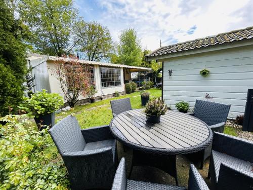Κήπος έξω από το Vakantiepark Klein Vink - E11