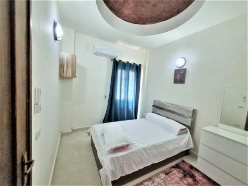 2 bedroom quiet flat at makadi heights