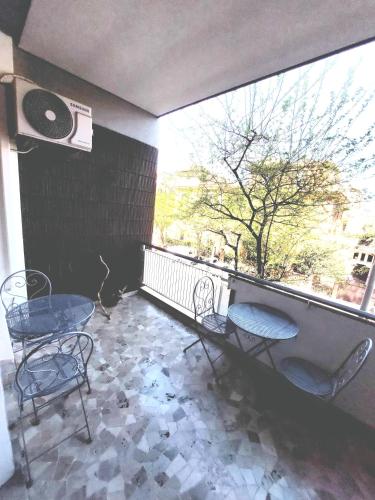 Vanity Apartment - 4 bedrooms with 4 bathrooms - AC & WIFI
