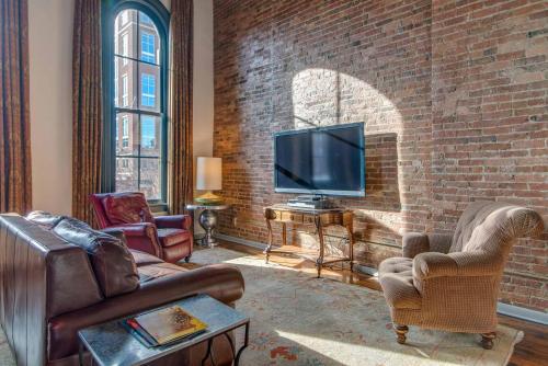 Nashville Riverfront Lofts Image