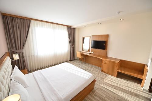 Μια τηλεόραση ή/και κέντρο ψυχαγωγίας στο Hotel La Villa