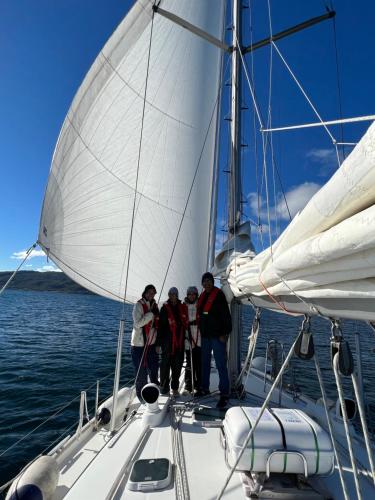 Weekend liveaboard sailing tourの宿泊客