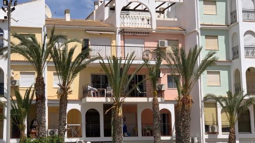 Apartment with side seaview 60 meters from sea