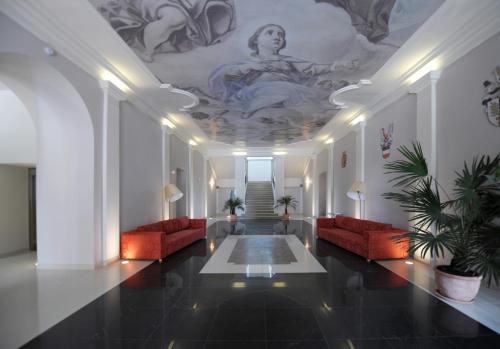 Vstupní hala nebo recepce v ubytování Chateau Herálec Boutique Hotel & Spa by L'Occitane