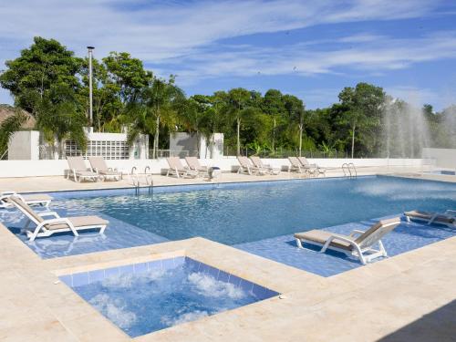 Kolam renang di atau dekat dengan Ciela Hotel