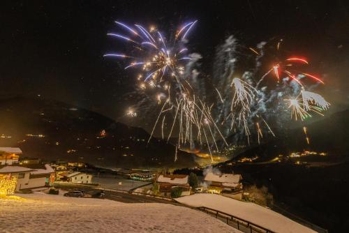Fotografie z fotogalerie ubytování Ferienwohnung Ausblick Zillertal v destinaci Hainzenberg