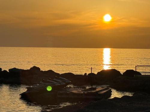 Faros Beach Seabreeze 1B, Pool, Seaside, Paphos