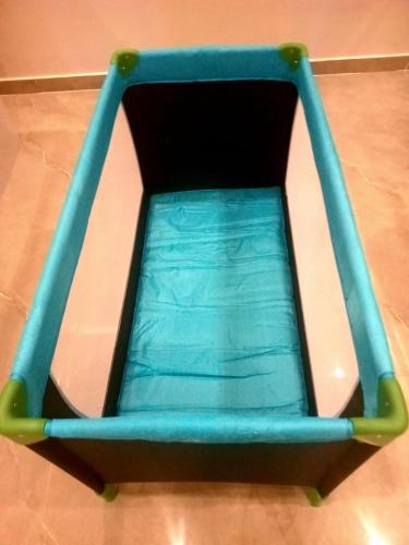 a small blue trampoline at فندق دره الراشد للشقق المخدومه in Riyadh