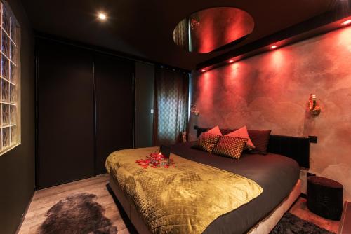 L’Insolite, Spa Privatif (Appartement Jacuzzi) photo 9