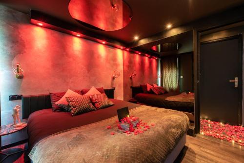 L’Insolite, Spa Privatif (Appartement Jacuzzi) photo 14
