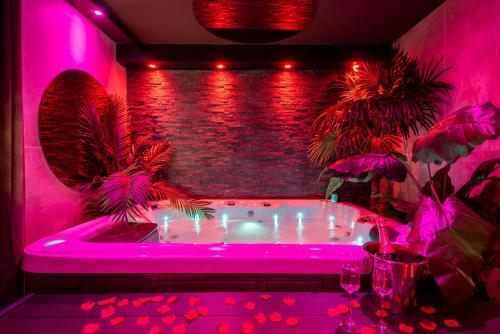 L’Insolite, Spa Privatif (Appartement Jacuzzi) photo 15