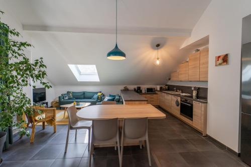 La Champanaise - 2 bedroom apartment 300m from Lake Annecy