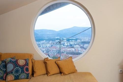 Nespecifikovaný výhled na hory nebo výhled na hory při pohledu z apartmánu