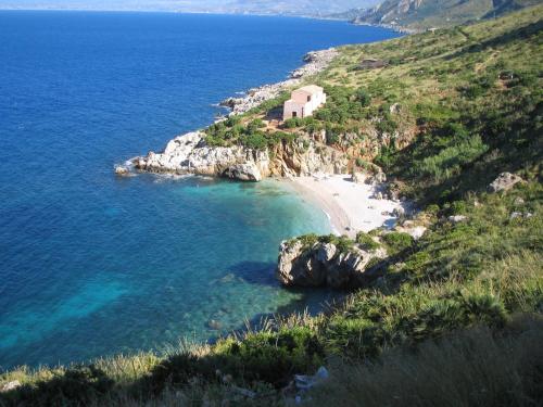 Gallery image of Cialoma Home Holiday in Scopello
