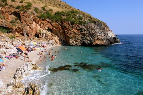 Gallery image of Cialoma Home Holiday in Scopello
