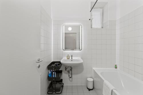 1 Bedroom Garden Apartment near Schönbrunn
