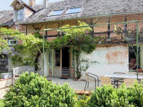 Gîte de charme en Sologne avec grand confort, 3 chambres, cheminée, jardin et promenades en forêt - FR-1-491-438