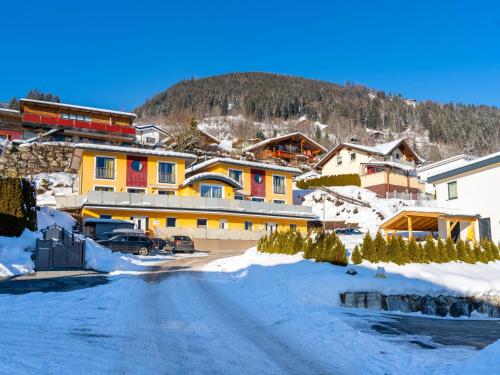 Chalet in Piesendorf near Kaprun Ski Slopes
