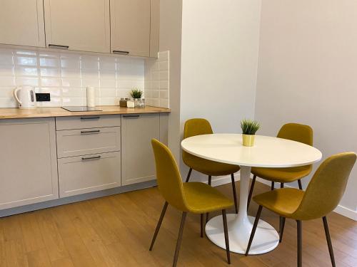 Kuchyňa alebo kuchynka v ubytovaní Old Town Residence Bis