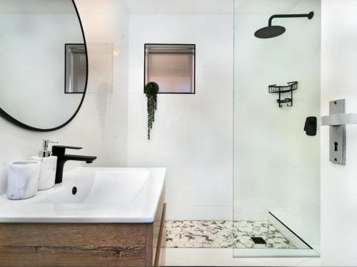 Koupelna v ubytování Zeezicht 204 Bloubergstrand