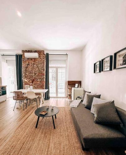 Un lugar para sentarse en Nice studio in Lavapies, downtown Madrid