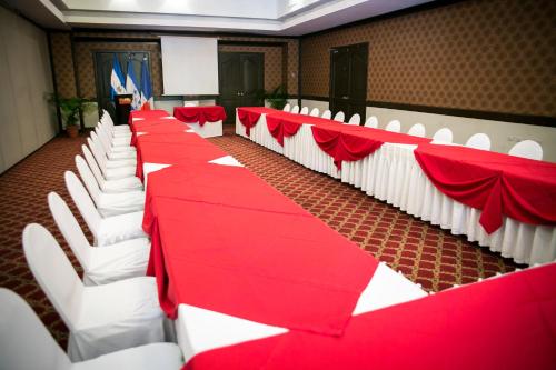 Kawasan bisnes dan/atau bilik persidangan di Best Western Plus Hotel Terraza
