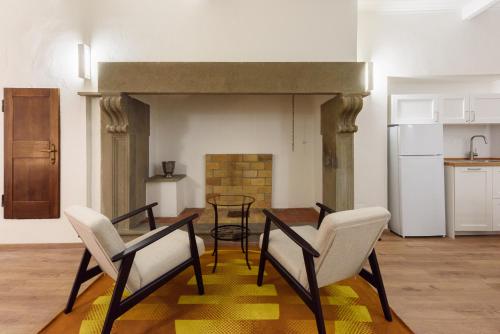 Uffizi 3 bedrooms by Mmega