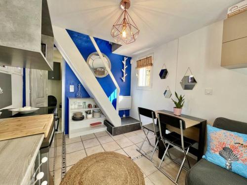 Studio duplex proche mer gare commerce