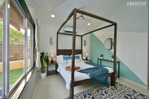 Postel nebo postele na pokoji v ubytování EKOSTAY - Pinewood Villa