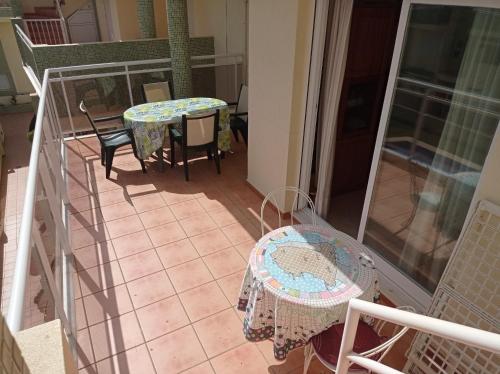 Balkón nebo terasa v ubytování Delfines III Solo Familias Serviplaya