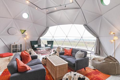 Posezení v ubytování Country Glamping