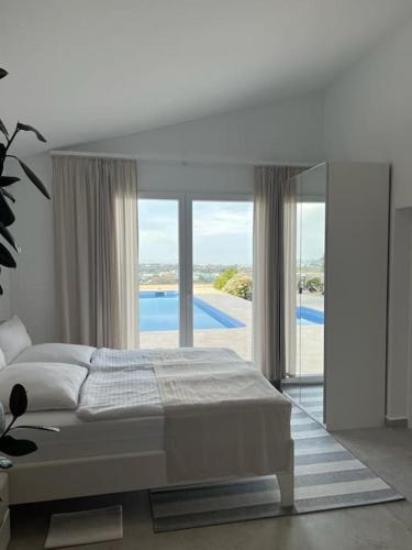 Casita "Zoo" con vistas al mar, al castillo de Denia, al Montgo y piscina comunitaria