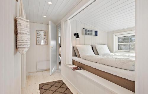 מיטה או מיטות בחדר ב-3 Bedroom Lovely Home In Saltum