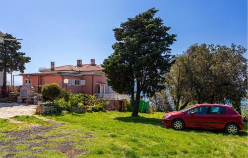 2 Bedroom Cozy Apartment In Novi Vinodolski