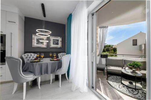 Modern and Spectacular 2-BedApartment in Cavtat