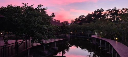 Landskap semula jadi dekat dengan chalet