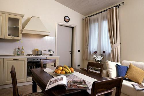 Kuchyň nebo kuchyňský kout v ubytování Agriturismo Il Barone
