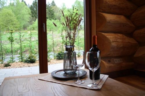 Κήπος έξω από το Waldzeit Lodge - Ferienwohnung Fuchs