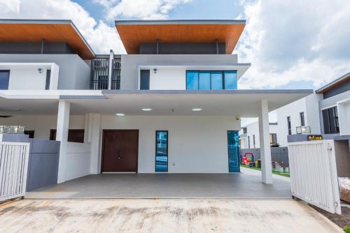 Imagen de la galería de 14pax+Cozy@Semi-Villa Seremban, en Siliau