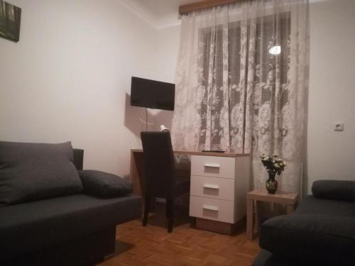 3072 Apartment MITTERFELD - Top A