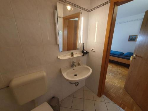 Ένα μπάνιο στο ABM Apartment 17