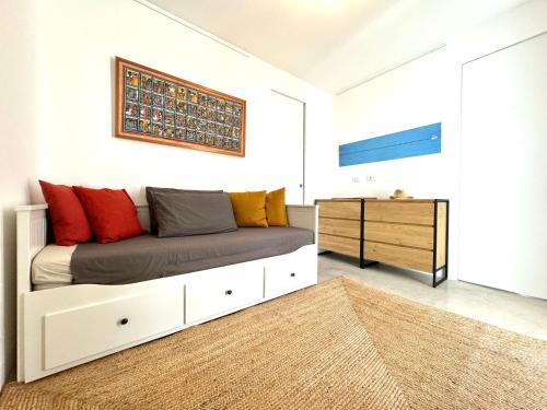 Et opholdsområde på Casa di design con mini-pool