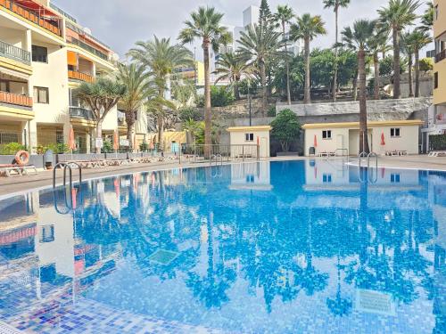 OCEAN SYMPHONY APARTMENT WITH TERRACE, Los Cristianos, Tenerife