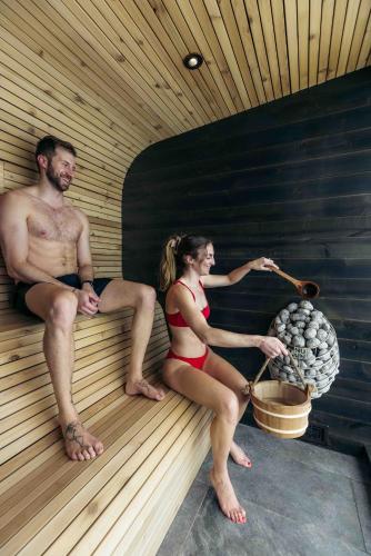 Επισκέπτες που μένουν στο The Highlander Finnish Sauna
