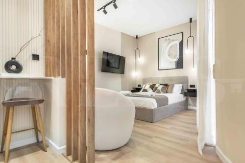 Romantic getaway studio in the center