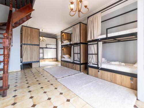 Ένα ή περισσότερα κρεβάτια σε δωμάτιο στο Akisol Hostel Idanha