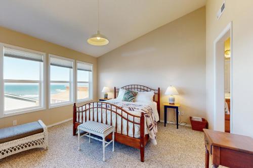 Ένα ή περισσότερα κρεβάτια σε δωμάτιο στο Oceanview Escape