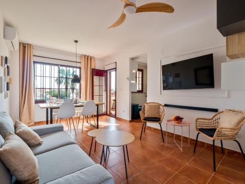 Torrevieja Palm Apartment- very quiet, in the garden, air condition in every room