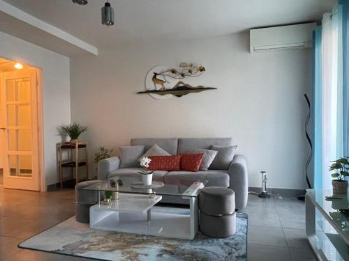 PRADO PLAGE DAVID - STADE VELODROME - PARC CHANOT - Luxury apartment by the Sea - Enjoy premium comfort with access to international TV channels from all over the world photo 89